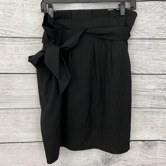 BCBG Pin stripe skirt - Picture 1 of 2